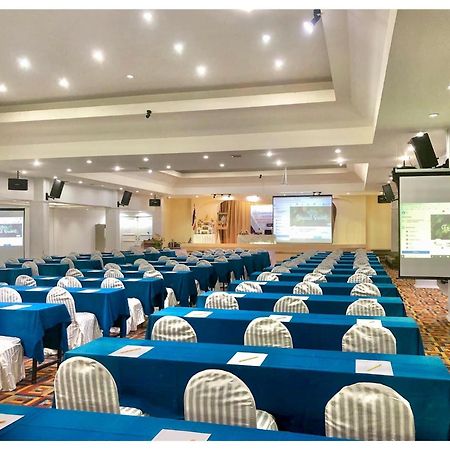 Dad D Resort By Lopburi Inn Resort Экстерьер фото