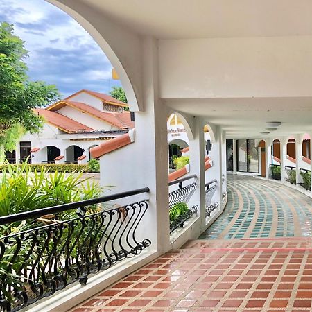 Dad D Resort By Lopburi Inn Resort Экстерьер фото