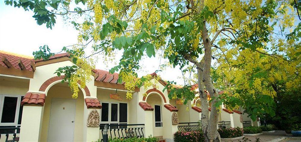 Dad D Resort By Lopburi Inn Resort Экстерьер фото