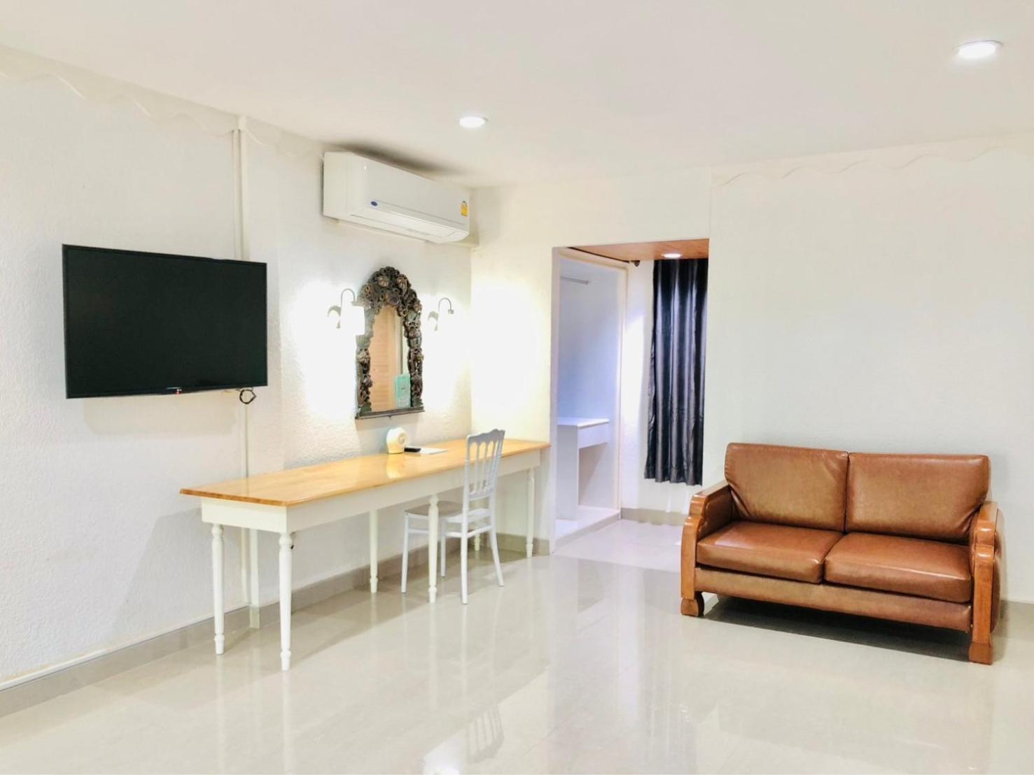 Dad D Resort By Lopburi Inn Resort Экстерьер фото