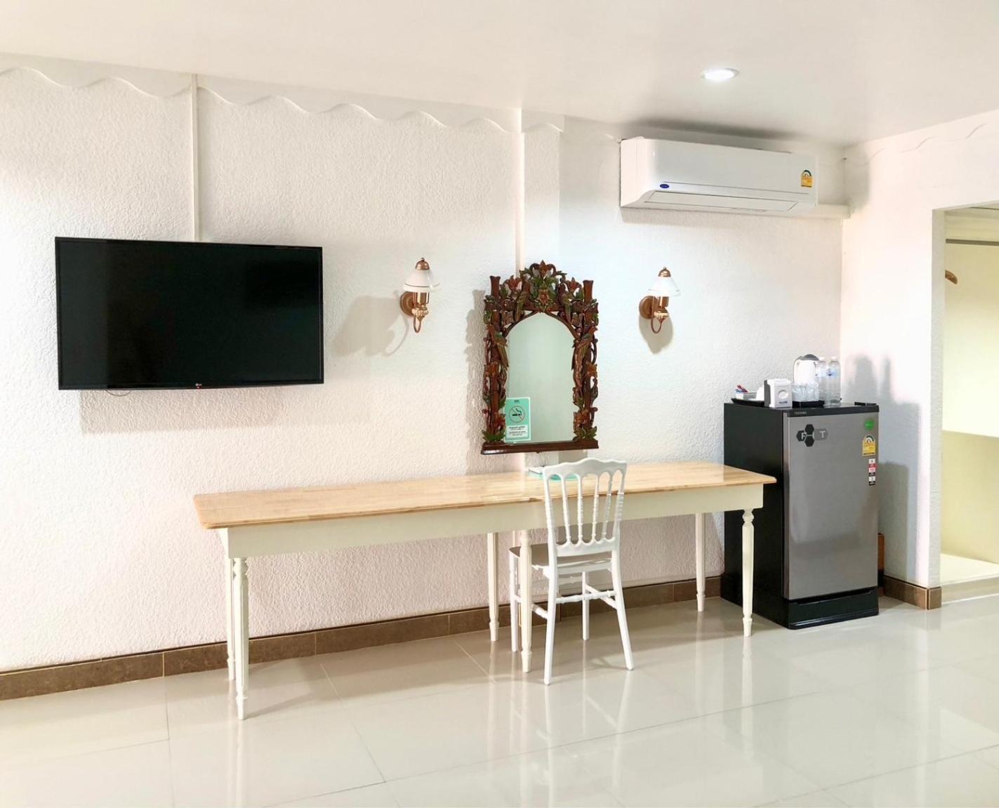 Dad D Resort By Lopburi Inn Resort Экстерьер фото