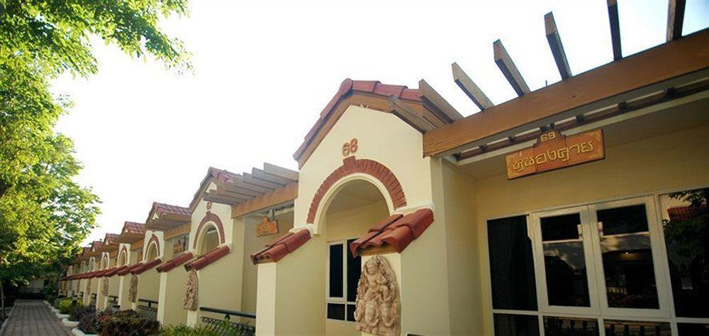 Dad D Resort By Lopburi Inn Resort Экстерьер фото