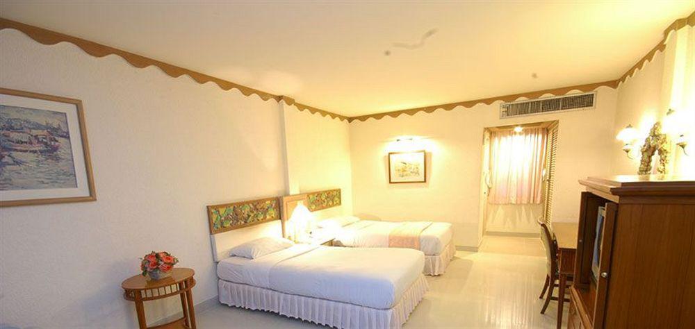 Dad D Resort By Lopburi Inn Resort Экстерьер фото